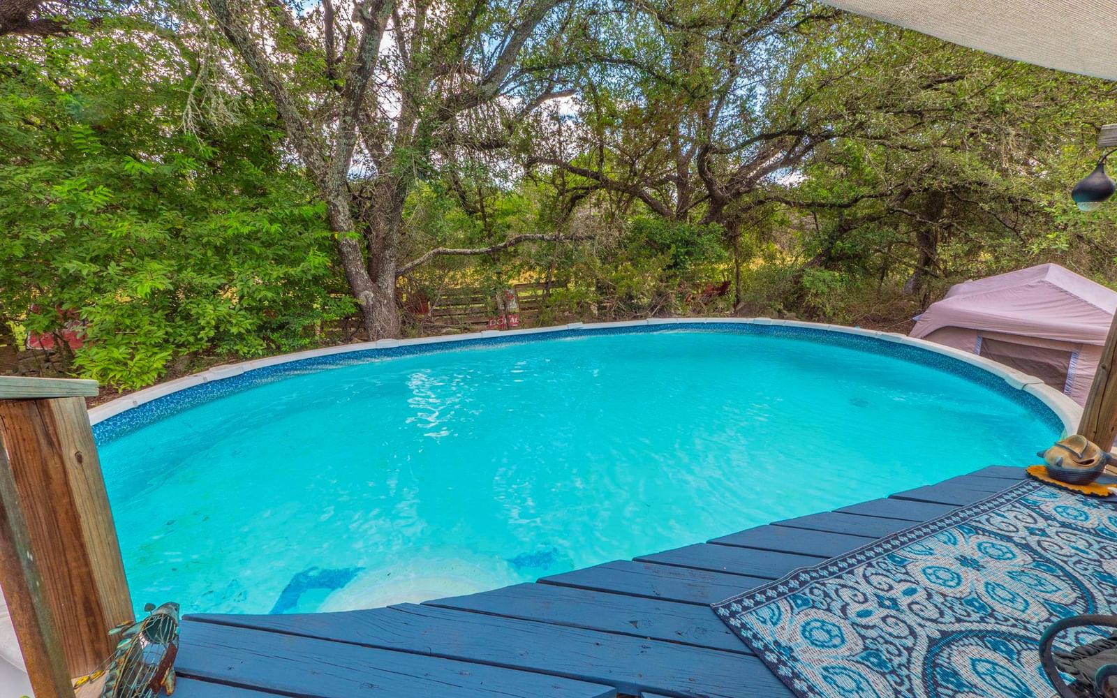 210 Lakeshore DR - Photo 1