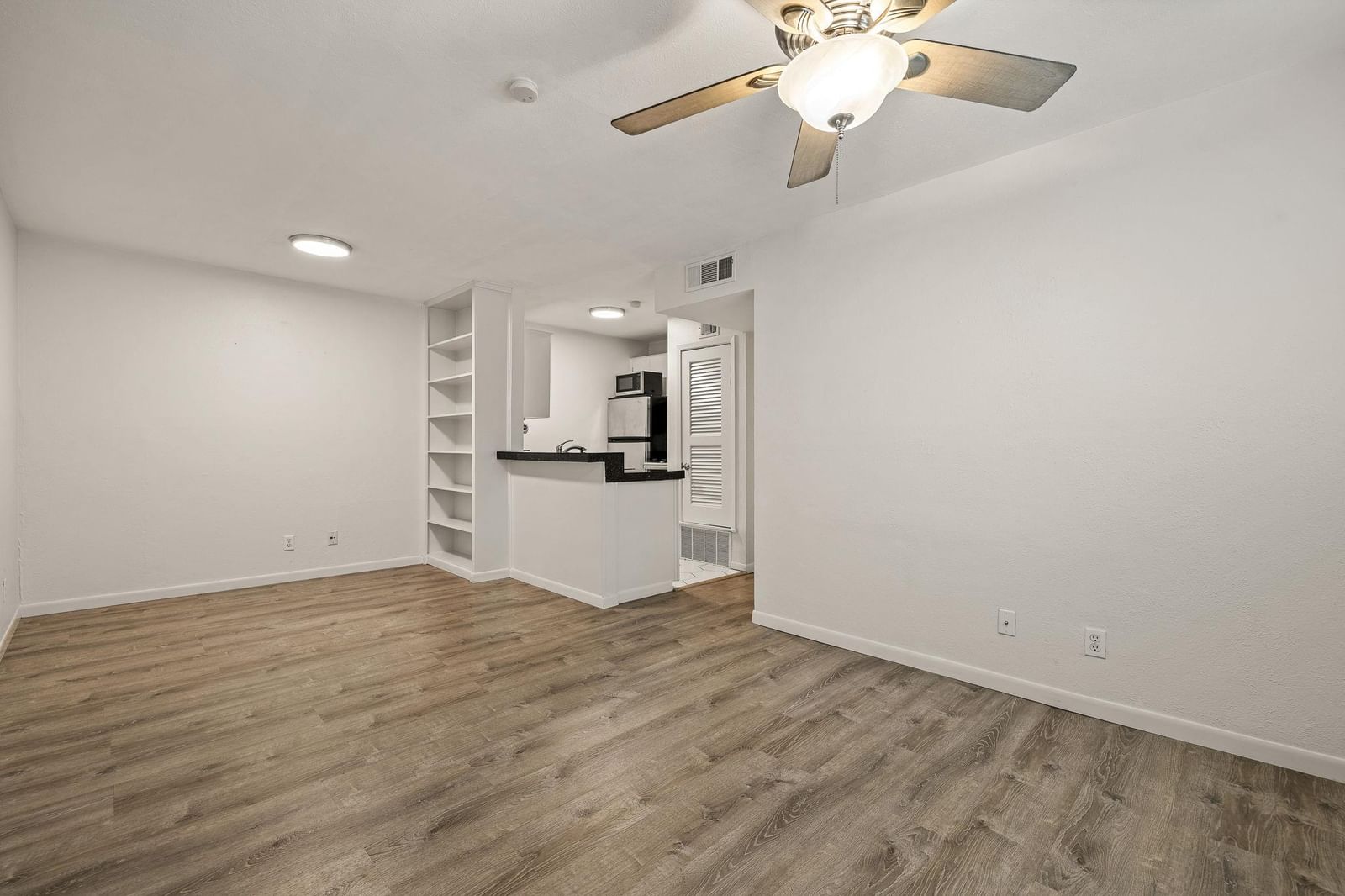4306 Avenue A #105 - Photo 1