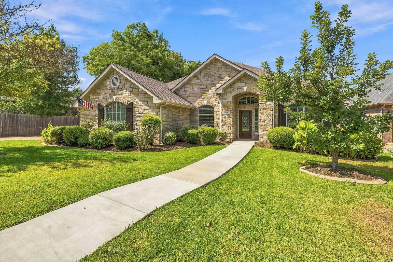 1349 River Forest DR - Photo 1