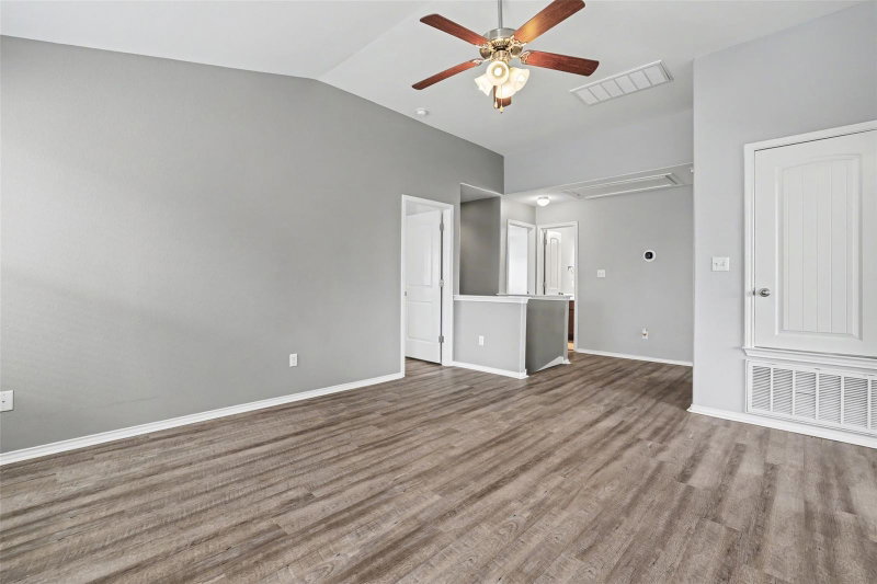 Property photo 37