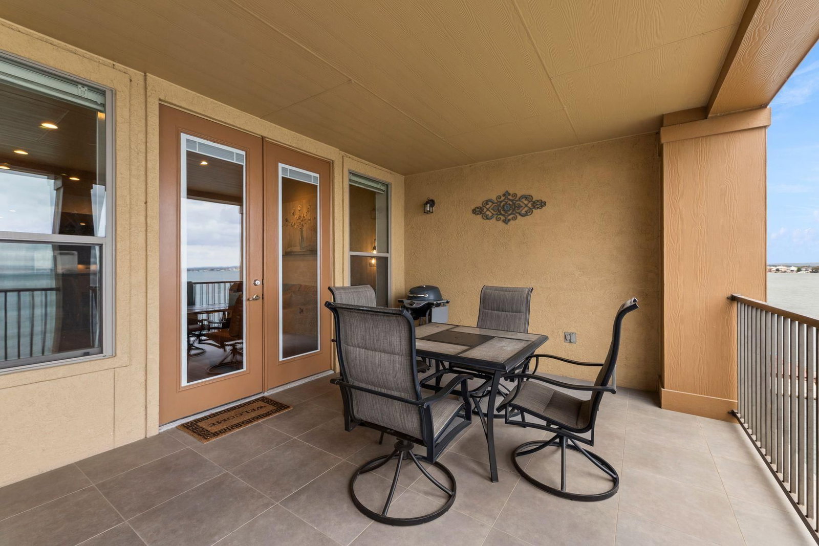 Photo 32