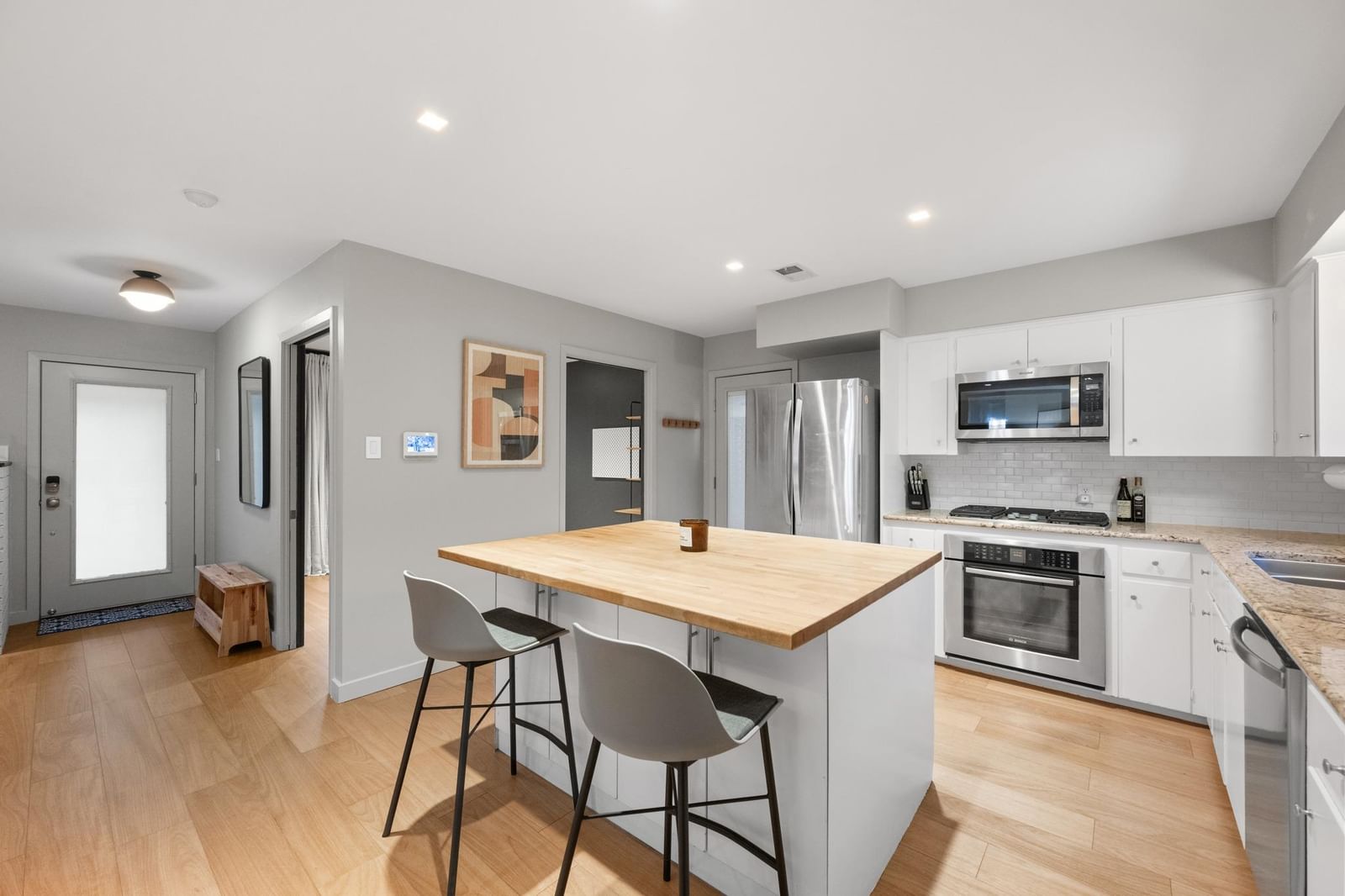 Photo 11
