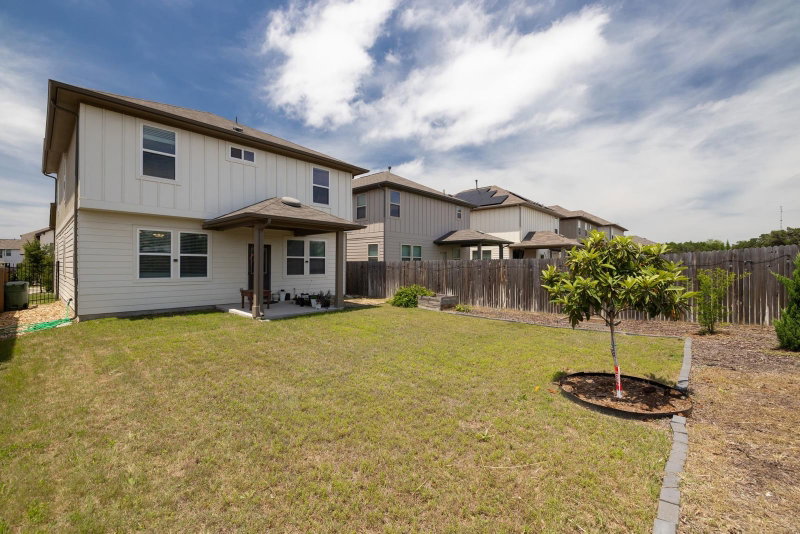 Property photo 32