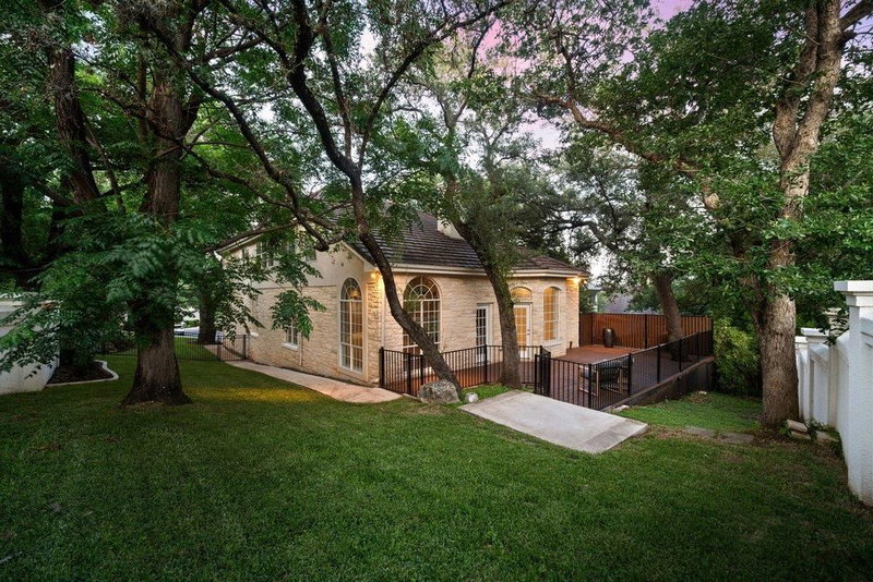 Property photo 38