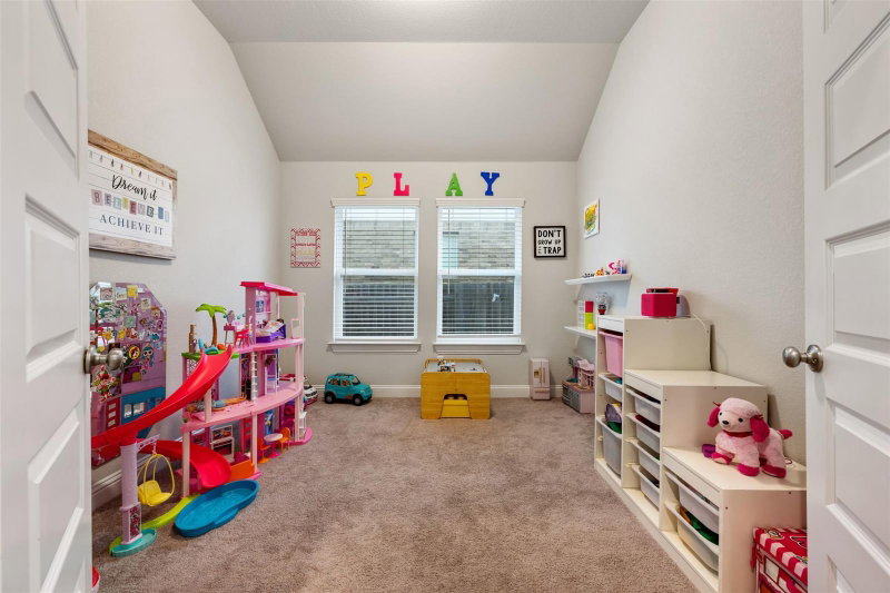 Property photo 28