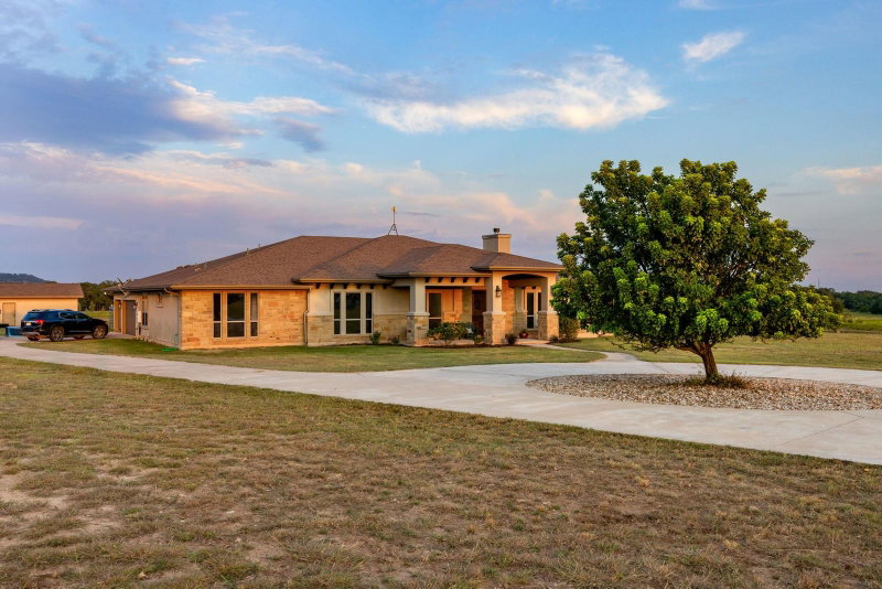 Property photo 36