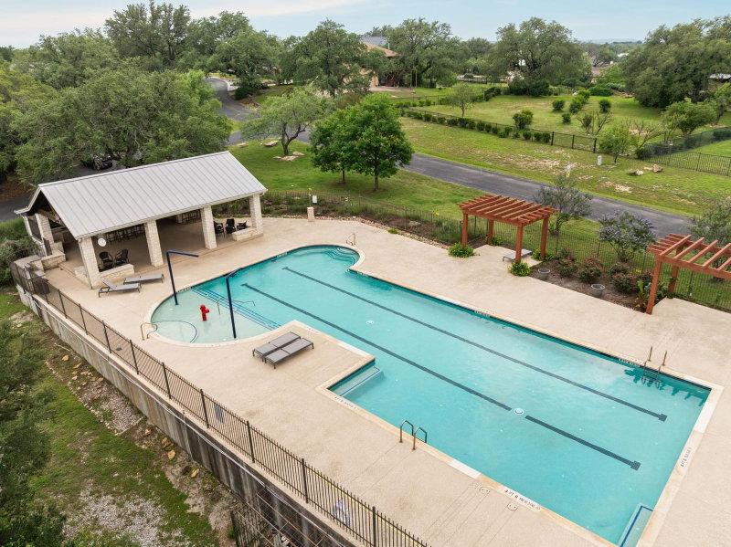 Property photo 32