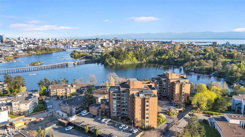 103 Gorge Rd E #102, Victoria, British Columbia