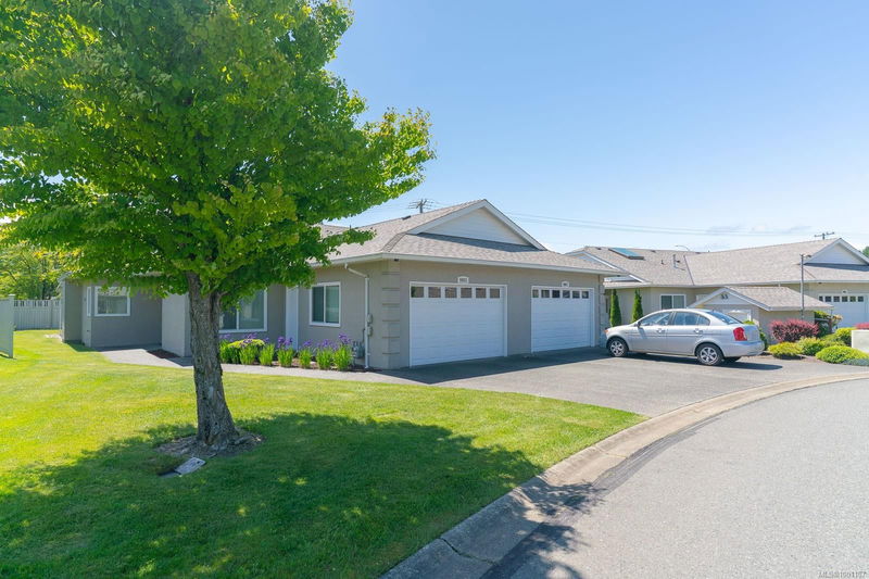 5953 Primrose Dr, Nanaimo, British Columbia
