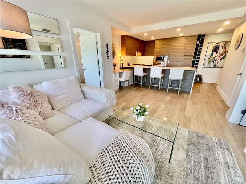 777 Herald St #2103, Victoria, British Columbia