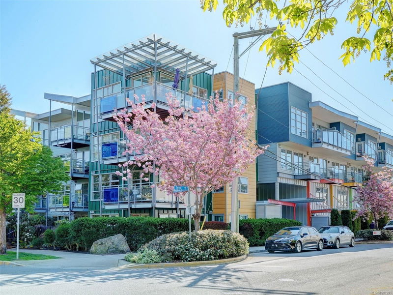 797 Tyee Rd #408, Victoria, British Columbia