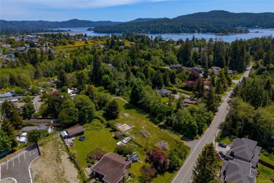2033 Maple Ave, Sooke