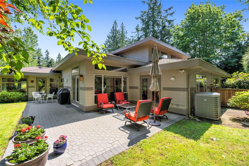 1281 Roberton Blvd, Parksville, British Columbia
