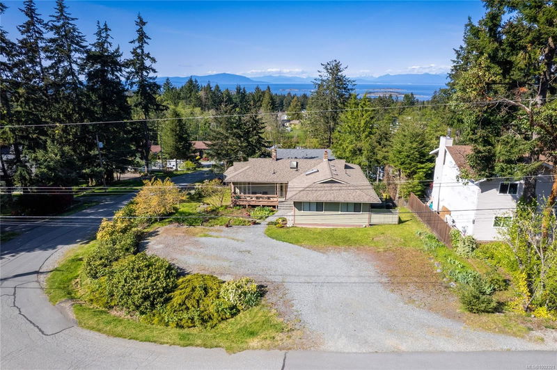 7496 Clark Cres, Lantzville, British Columbia