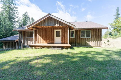 415 Campbell Bay Rd, Mayne Island