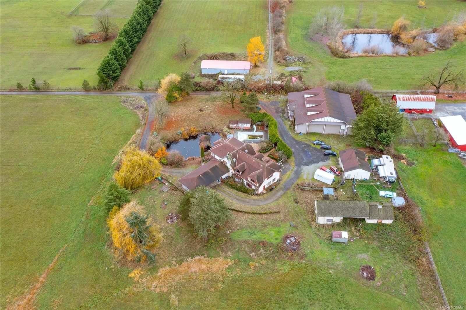 {"zip":"V9L 5W1","area":"North Cowichan, Municipality of","city":"Duncan","state":"BC","country":null,"district":null,"addressKey":"1909stampsroadduncan","streetName":"Stamps","unitNumber":null,"neighborhood":"Du East Duncan","streetNumber":"1909","streetSuffix":"Rd","communityCode":null,"streetDirection":null,"majorIntersection":null,"streetDirectionPrefix":null}
