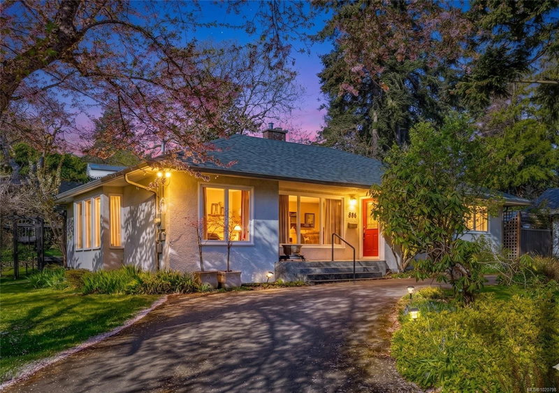 886 Cunningham Rd, Esquimalt, British Columbia