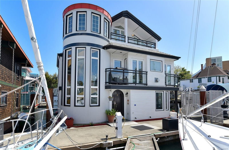 453 Head St #27, Esquimalt, British Columbia