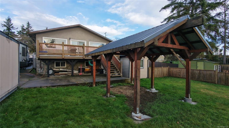 847 Admirals Rd, Esquimalt, British Columbia