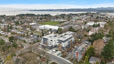 #202 – 1102 Esquimalt Rd, Esquimalt