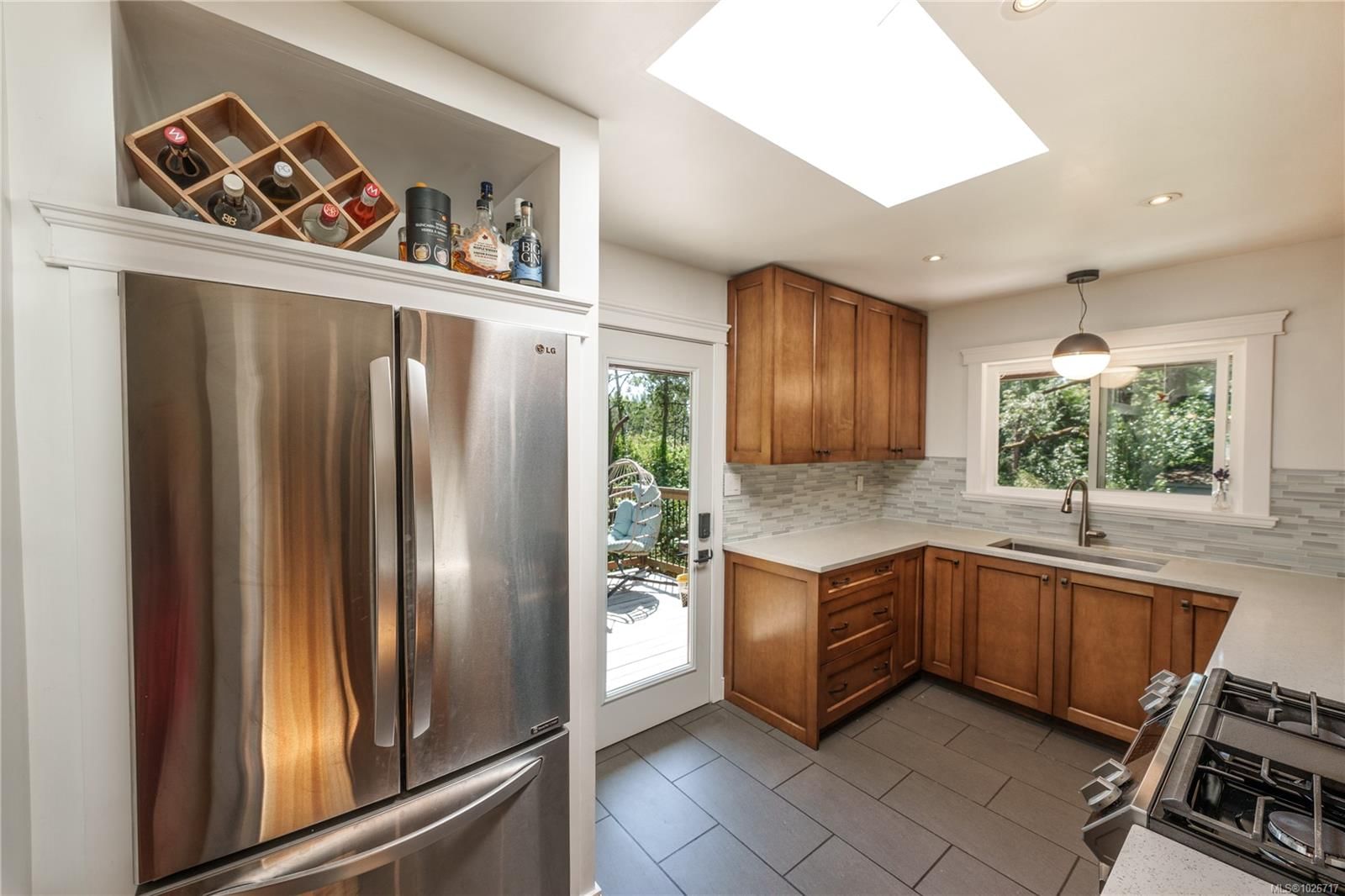 {"zip":"V8P 1N6","area":"Capital Regional District","city":"Saanich","state":"BC","country":null,"district":null,"addressKey":"1299camrosecrescentsaanich","streetName":"Camrose","unitNumber":null,"neighborhood":"SE Maplewood","streetNumber":"1299","streetSuffix":"Cres","communityCode":null,"streetDirection":null,"majorIntersection":null,"streetDirectionPrefix":null}