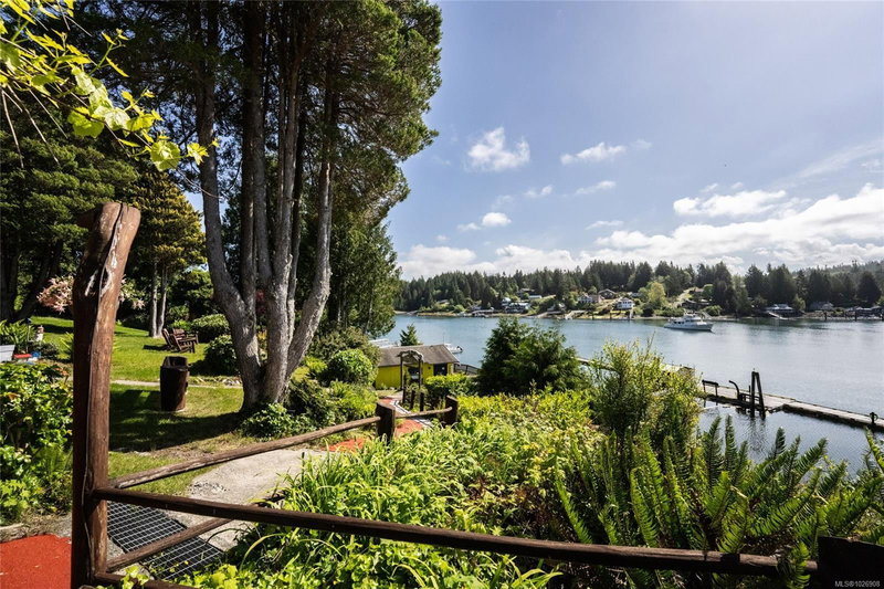 380 Cape Beale Trail, Bamfield, British Columbia