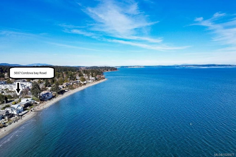 5037 Cordova Bay, Saanich, British Columbia