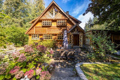 6300 Anderson Dr, Hornby Island