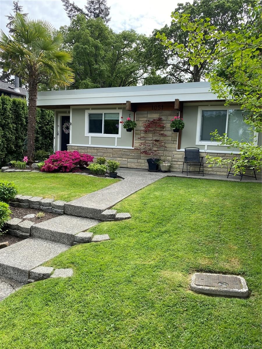 1051 Chesterfield Rd