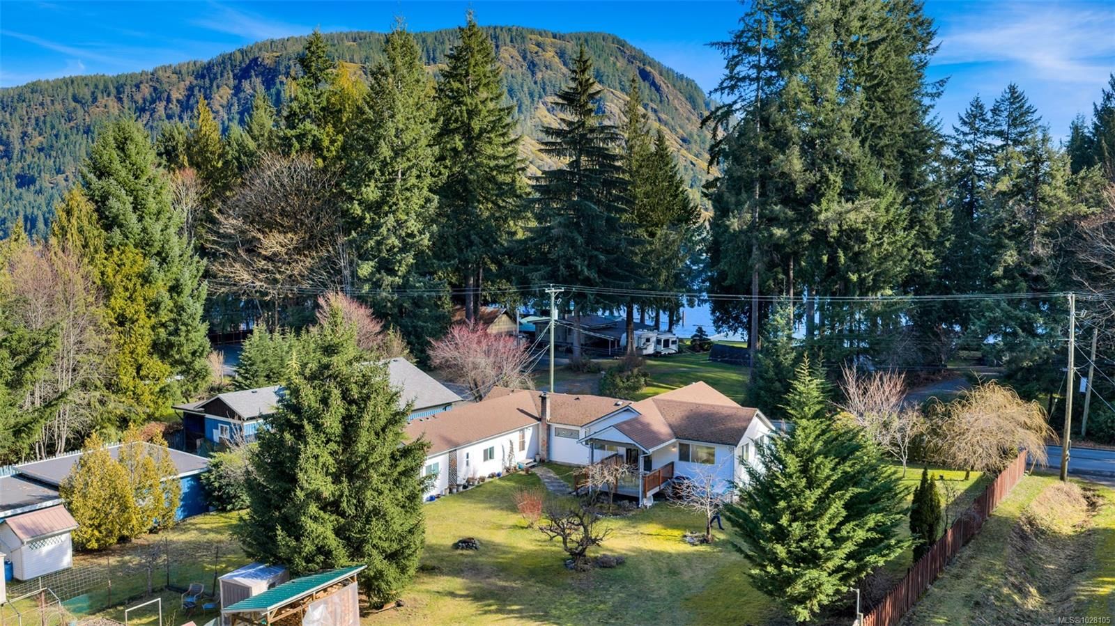 {"zip":"V0R 1Y0","area":"Cowichan Valley Regional District","city":"Honeymoon Bay","state":"BC","country":null,"district":null,"addressKey":"7220waltonroadhoneymoonbay","streetName":"Walton","unitNumber":null,"neighborhood":"Du Honeymoon Bay","streetNumber":"7220","streetSuffix":"Rd","communityCode":null,"streetDirection":null,"majorIntersection":null,"streetDirectionPrefix":null}