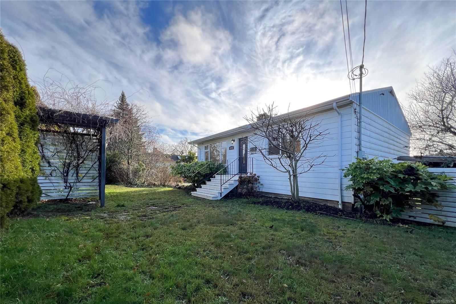 3876 Carey Rd property photo