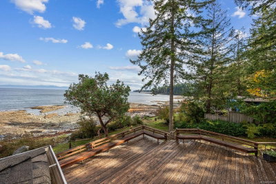 3495 Harwood Rd, Hornby Island