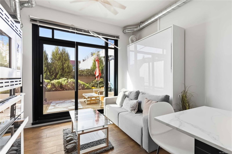 1029 View St #330, Victoria, British Columbia