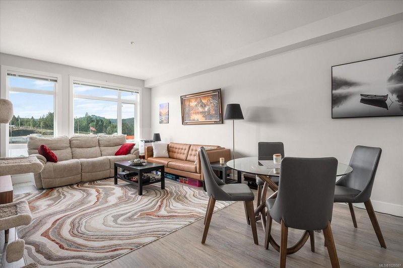 6540 Metral Dr #405, Nanaimo, British Columbia