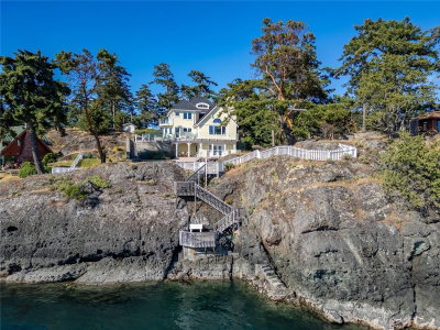 7941 Plumper Way, Pender Island