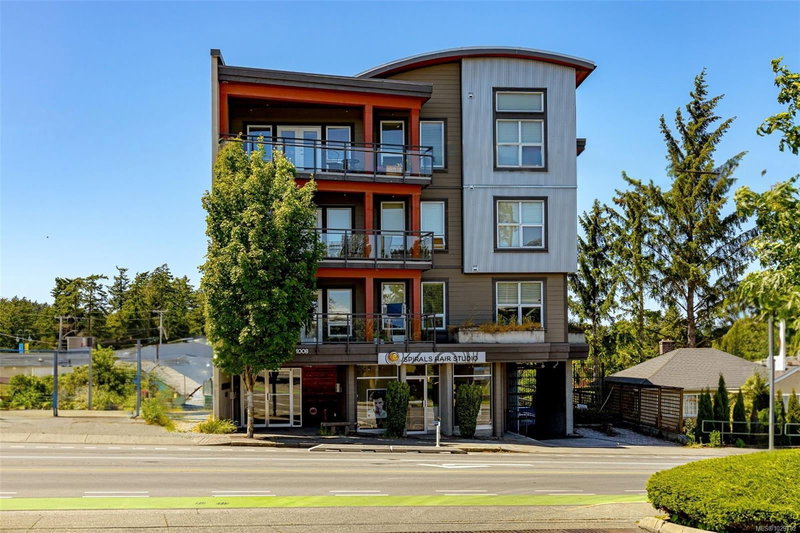 1008 Tillicum Rd #201, Esquimalt, British Columbia