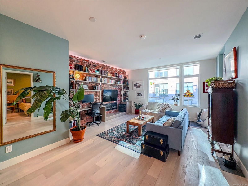 501 Park Pl #301, Esquimalt, British Columbia