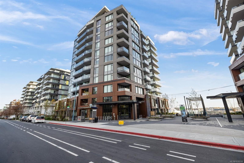 369 Tyee Rd #204, Victoria, British Columbia