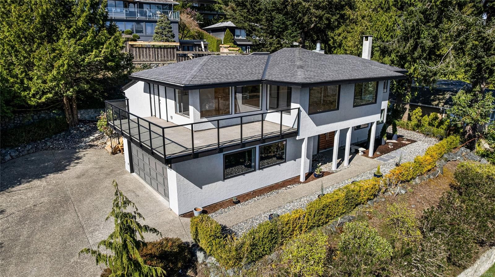 {"zip":"V8Y 2C1","area":"Capital Regional District","city":"Saanich","state":"BC","country":null,"district":null,"addressKey":"5198becktonroadsaanich","streetName":"Beckton","unitNumber":null,"neighborhood":"SE Cordova Bay","streetNumber":"5198","streetSuffix":"Rd","communityCode":null,"streetDirection":null,"majorIntersection":null,"streetDirectionPrefix":null}