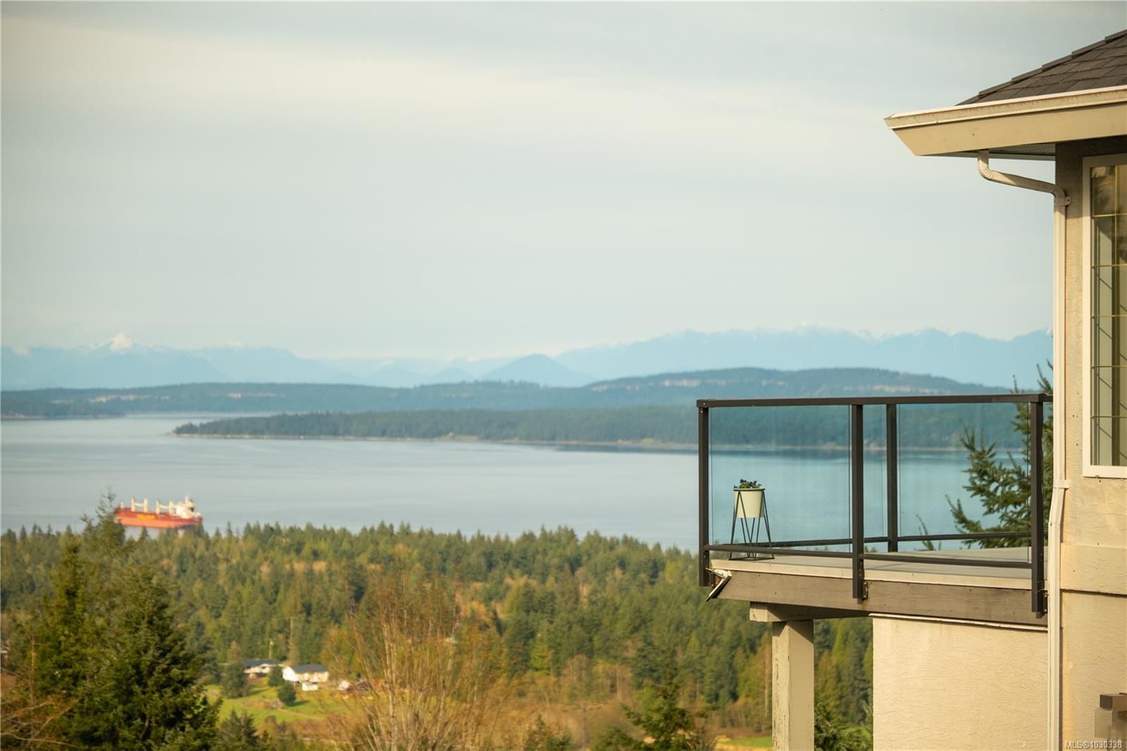 {"zip":"V0R 1K0","area":"Cowichan Valley Regional District","city":"Chemainus","state":"BC","country":null,"district":null,"addressKey":"3758panoramacrescentchemainus","streetName":"Panorama","unitNumber":null,"neighborhood":"Du Chemainus","streetNumber":"3758","streetSuffix":"Cres","communityCode":null,"streetDirection":null,"majorIntersection":null,"streetDirectionPrefix":null}