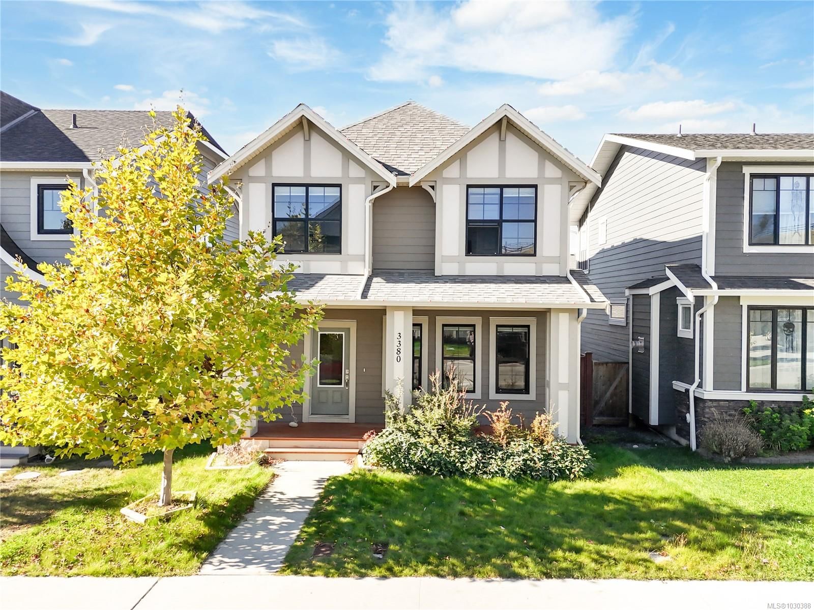 {"zip":"V9C 0P3","area":"Capital Regional District","city":"Colwood","state":"BC","country":null,"district":null,"addressKey":"3380curlewstreetcolwood","streetName":"Curlew","unitNumber":null,"neighborhood":"Co Royal Bay","streetNumber":"3380","streetSuffix":"St","communityCode":null,"streetDirection":null,"majorIntersection":null,"streetDirectionPrefix":null}