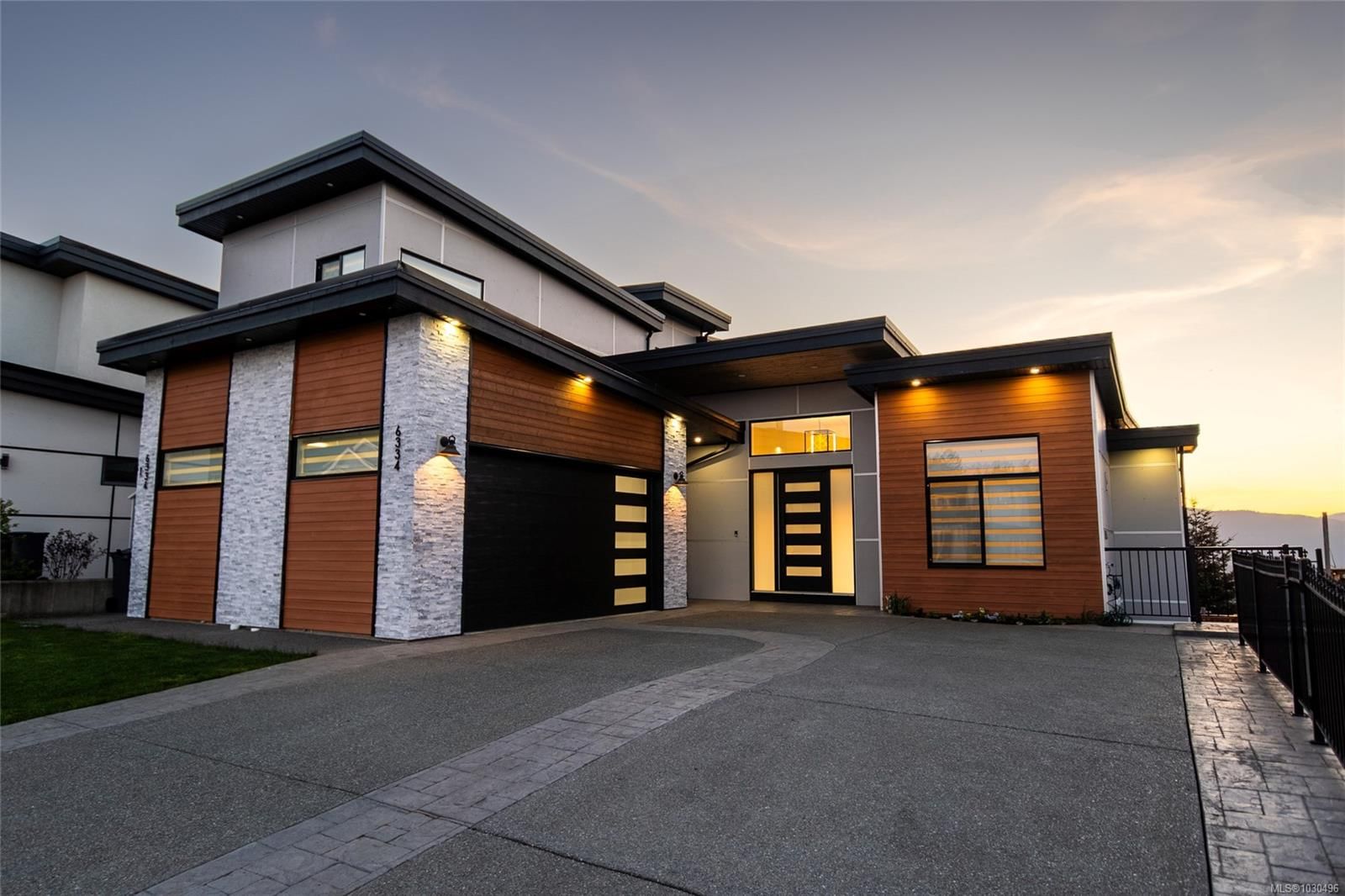 {"zip":"V9L 5S6","area":"North Cowichan, Municipality of","city":"Duncan","state":"BC","country":null,"district":null,"addressKey":"6334nevilanedriveduncan","streetName":"Nevilane","unitNumber":null,"neighborhood":"Du East Duncan","streetNumber":"6334","streetSuffix":"Dr","communityCode":null,"streetDirection":null,"majorIntersection":null,"streetDirectionPrefix":null}
