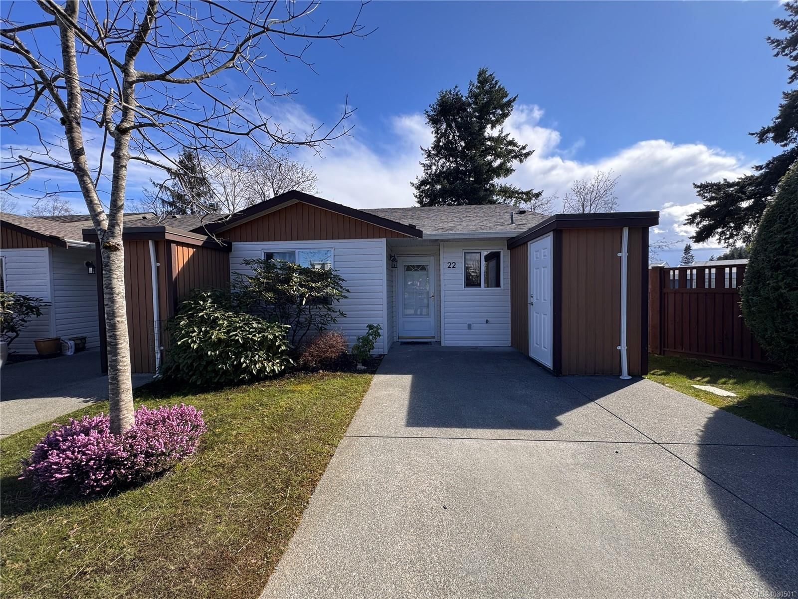{"zip":"V9M 3Y1","area":"Comox Valley Regional District","city":"Comox","state":"BC","country":null,"district":null,"addressKey":"222197murreletdrivecomox","streetName":"Murrelet","unitNumber":"22","neighborhood":"Murrelet Gardens","streetNumber":"2197","streetSuffix":"Dr","communityCode":null,"streetDirection":null,"majorIntersection":null,"streetDirectionPrefix":null}