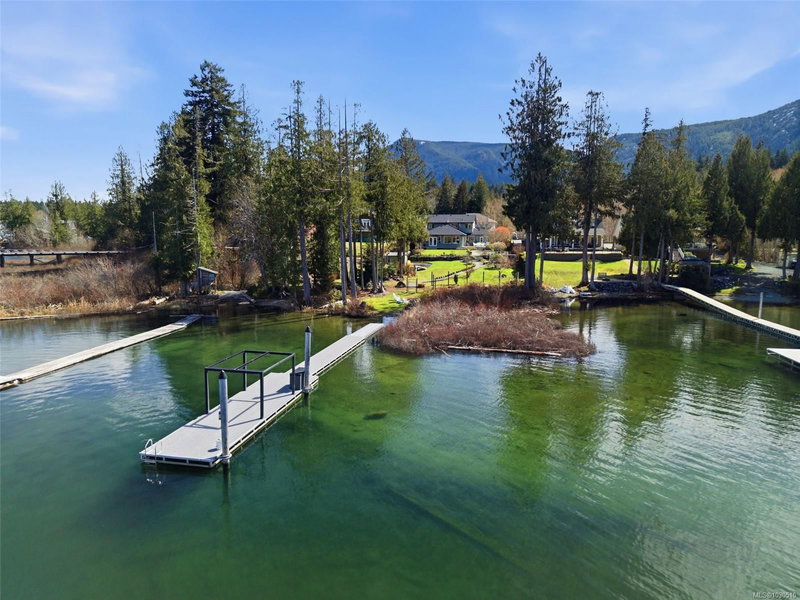 521 Point Ideal Dr, Lake Cowichan, British Columbia