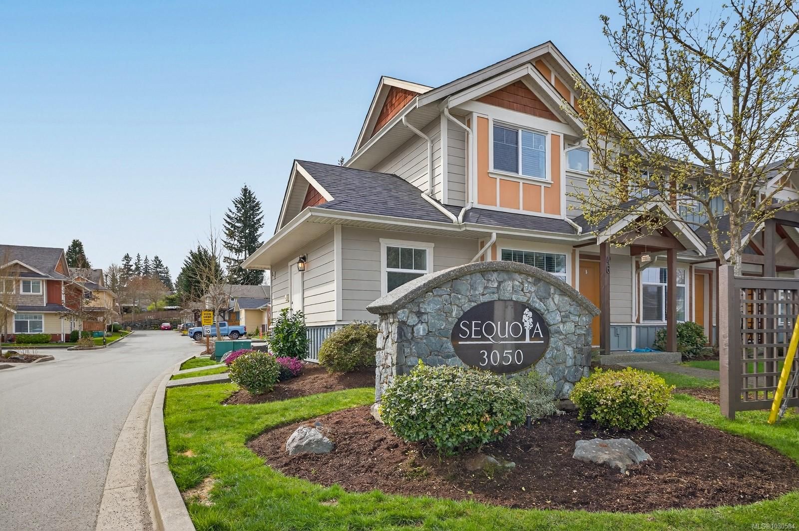 {"zip":"V9L 2C1","area":"North Cowichan, Municipality of","city":"Duncan","state":"BC","country":null,"district":null,"addressKey":"453050shermanroadduncan","streetName":"Sherman","unitNumber":"45","neighborhood":"The Sequoia Townhomes","streetNumber":"3050","streetSuffix":"Rd","communityCode":null,"streetDirection":null,"majorIntersection":null,"streetDirectionPrefix":null}