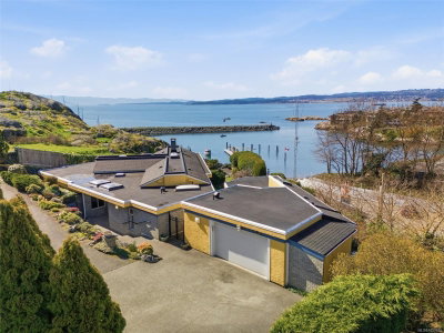 312 Clifton Terr, Esquimalt