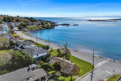 406 Beach Dr, Oak Bay