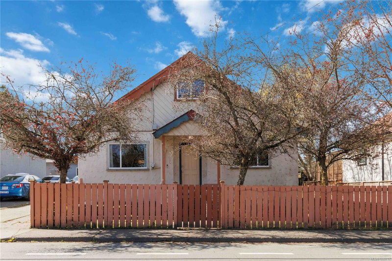 938 Hereward Rd, Victoria, British Columbia