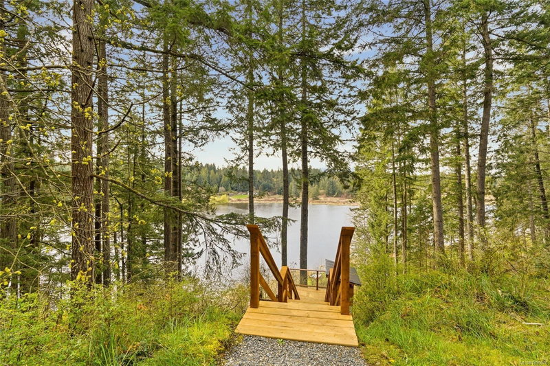 2687 Charles Rd, Nanaimo, British Columbia