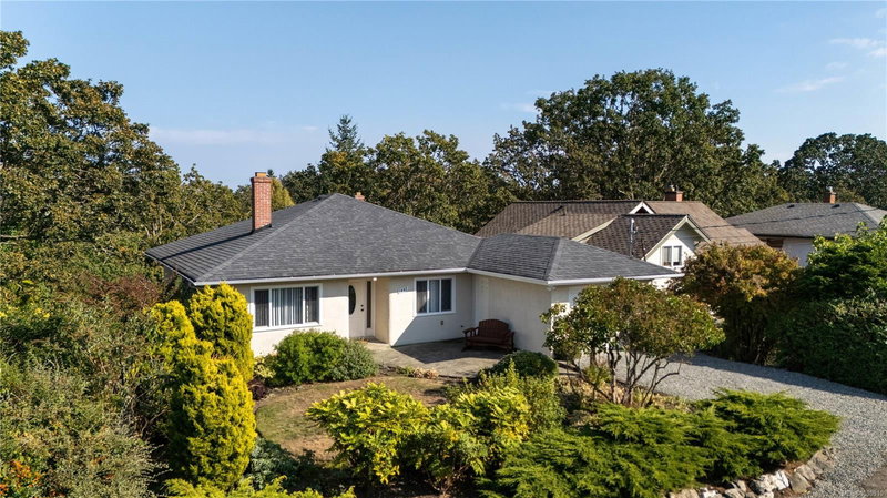 1697 Yale St, Oak Bay, British Columbia